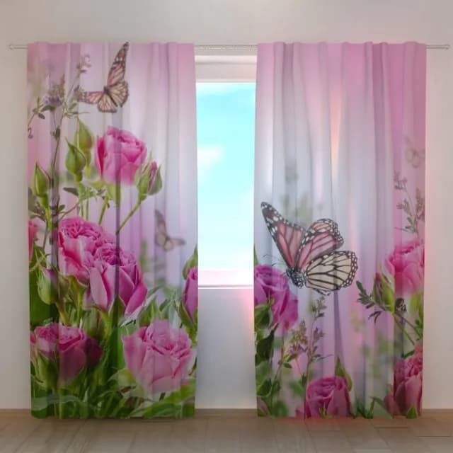 Fotogardin Fjärilar och rosa rosor